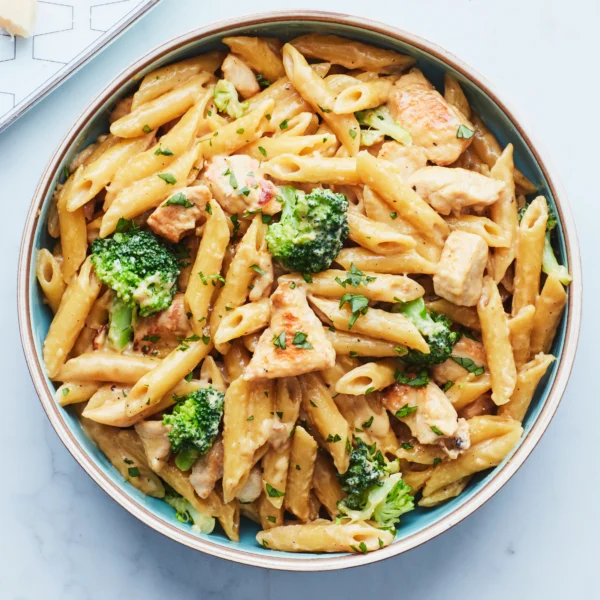 WHITE SAUCE PASTA
